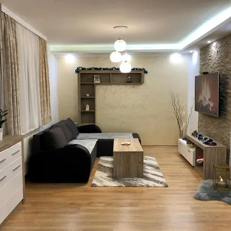 Apartman Shine Apartment *